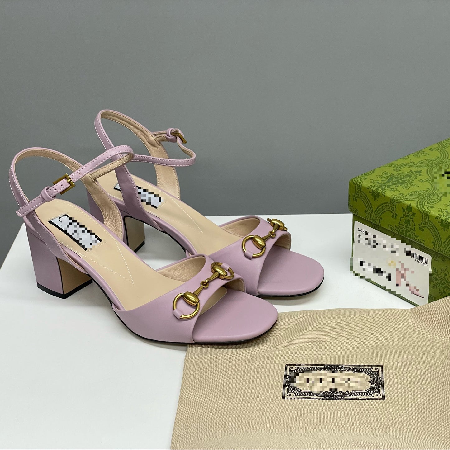 CI LAVENDER HEELS